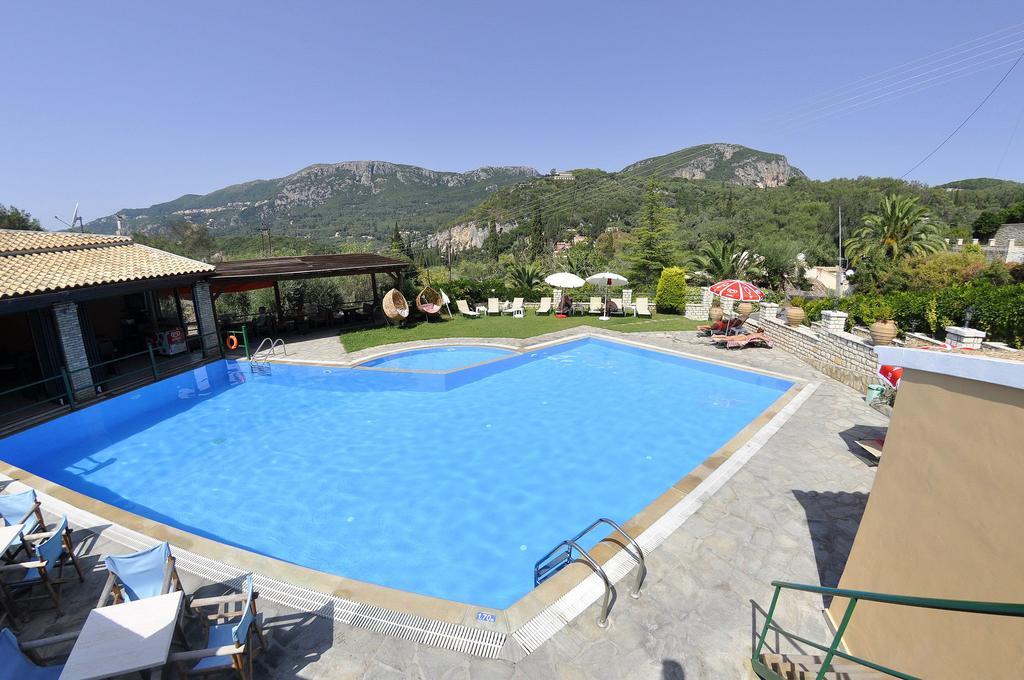 Villa Birlis Liapades Exterior photo